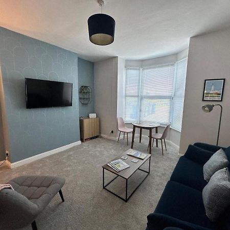 Marine View - Dog Friendly Apartment 500Ft From Beach Бридлінгтон Екстер'єр фото